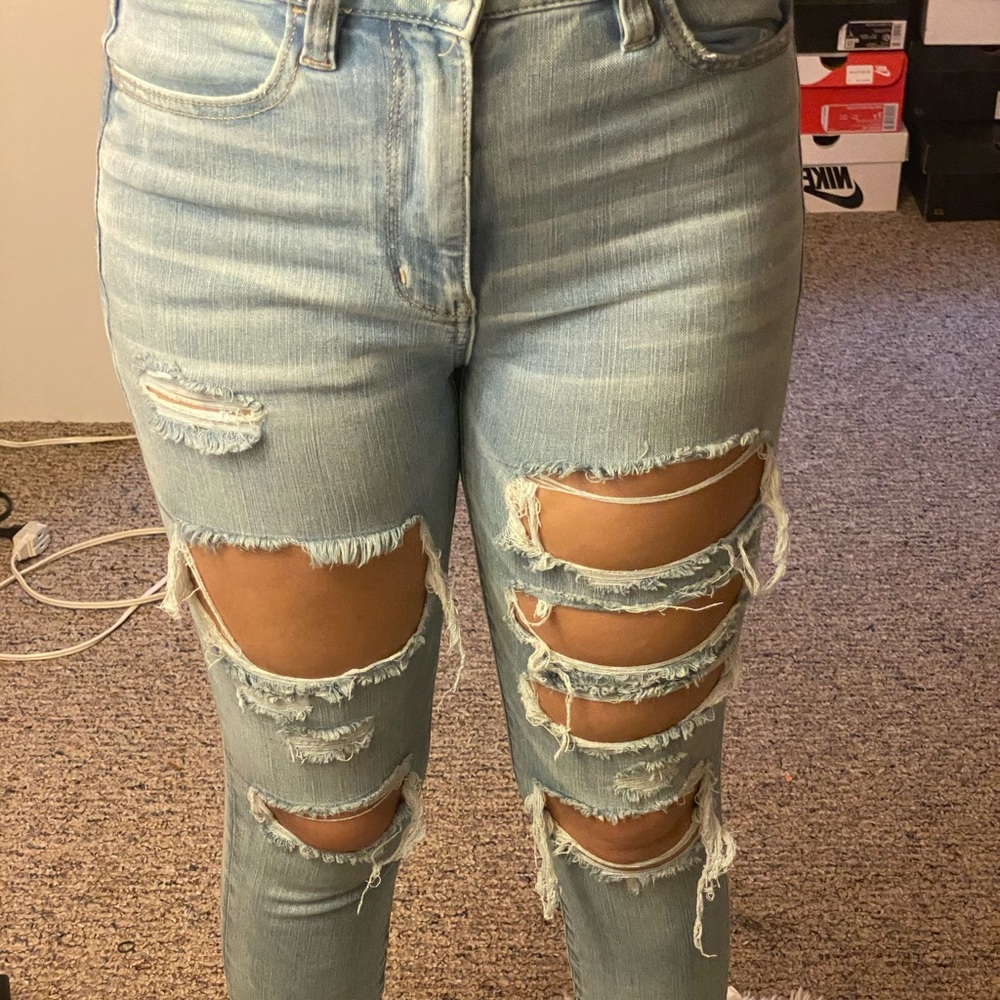 High Waisted American Eagle Jeans